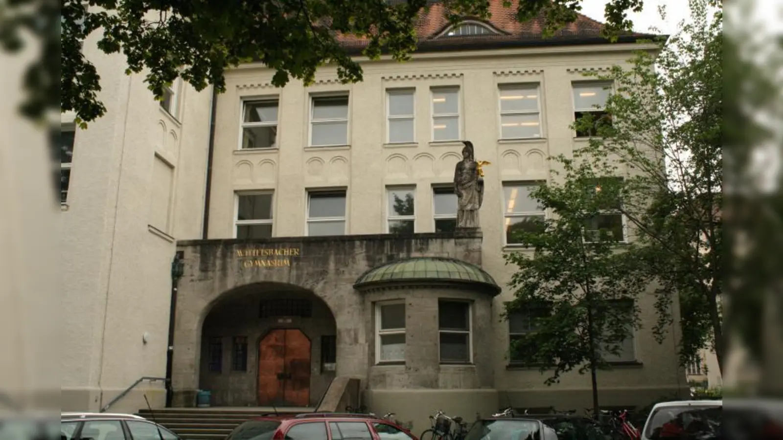 Missverständnis - ja oder nein? Die Geschichtswerkstatt Neuhausen wirft dem Wittelsbacher Gymnasium Geschichtsfälschung vor. (Foto: sb)