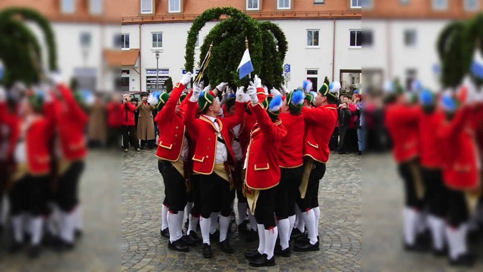 Überall treten sie heuer wieder auf, die Schäffler, auch in der Au.	 (Foto: Privat)