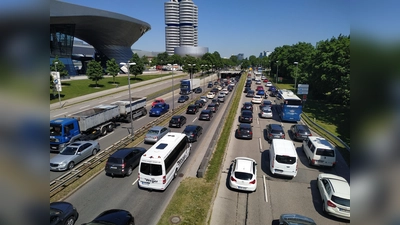 Der Verkehr in München hat 2023 zehn Todesopfer weniger gefordert als 2022. Jedoch gilt weiterhin: Jeder Tote ist einer zuviel. (Symbolbild: std)