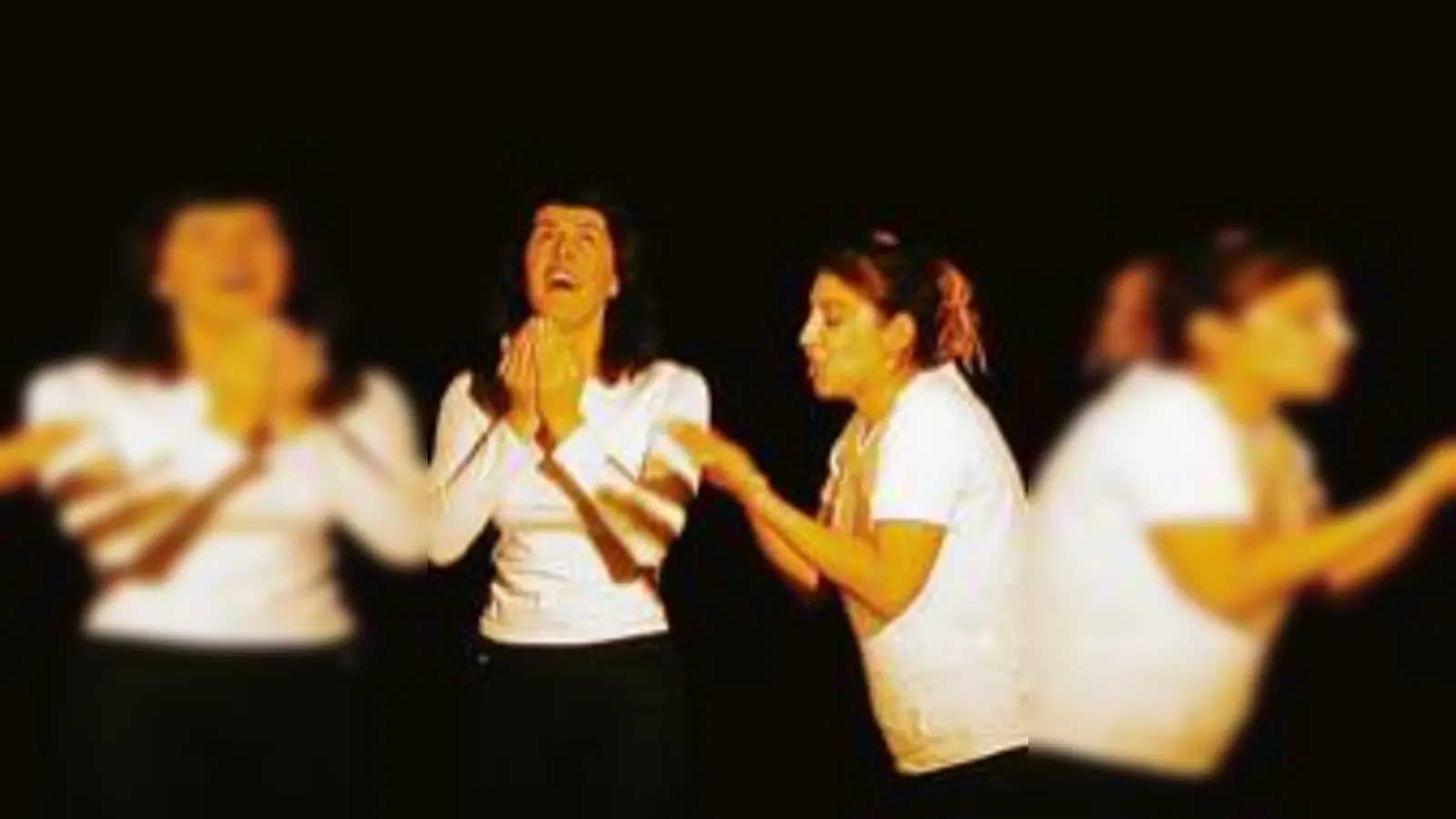 Da hilft nur  (Foto: Die Theatersportdamen von Impro-a-la-Turka.	 VA)
