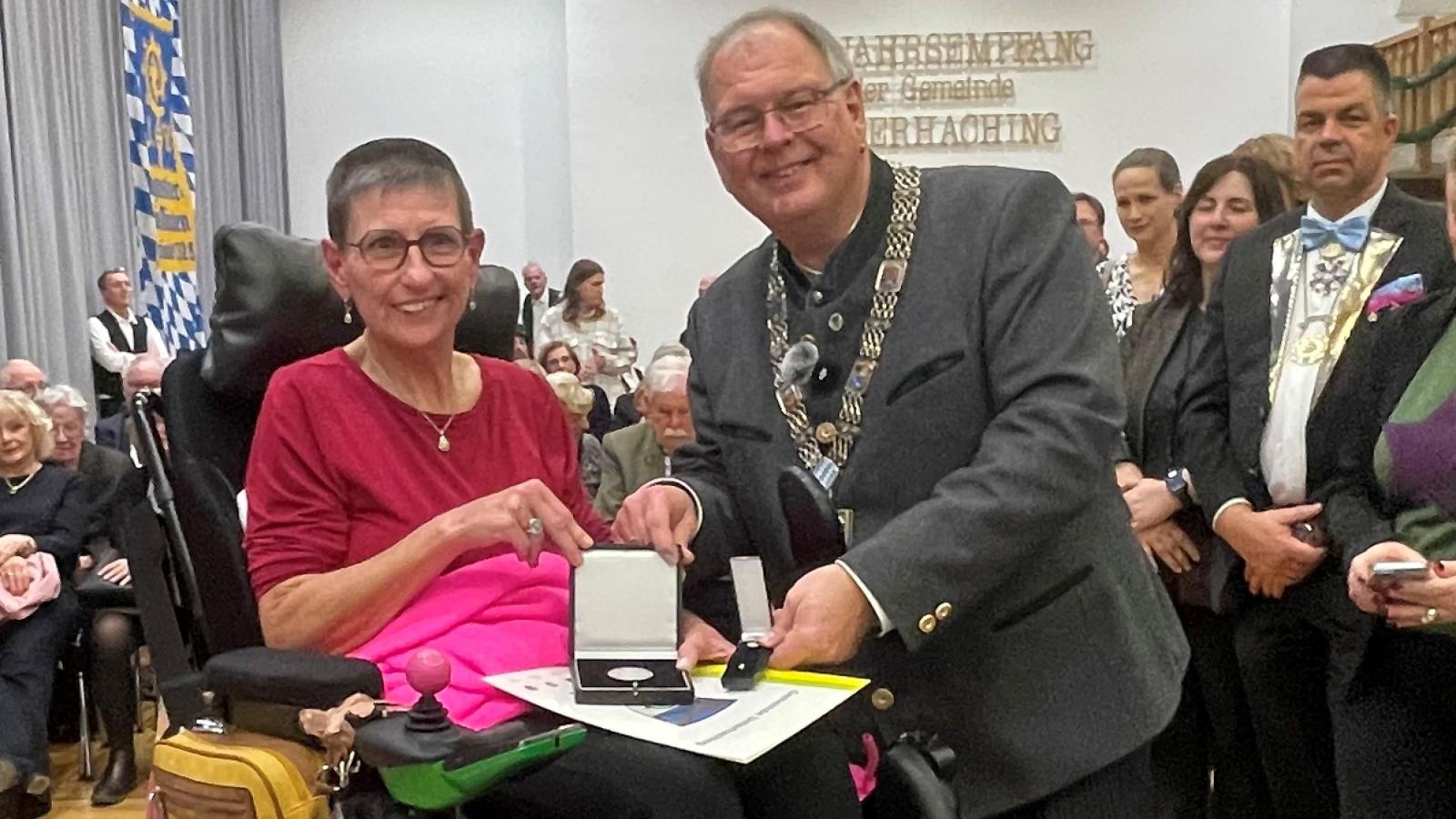 Zahlreiche-Ehrungen-beim-Neujahrsempfang