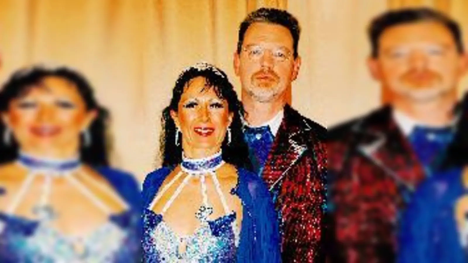 Auftritt im Olympia-Einkaufszentrum: Regina I. und Alexander II. vom MFC. (Foto: Archiv)