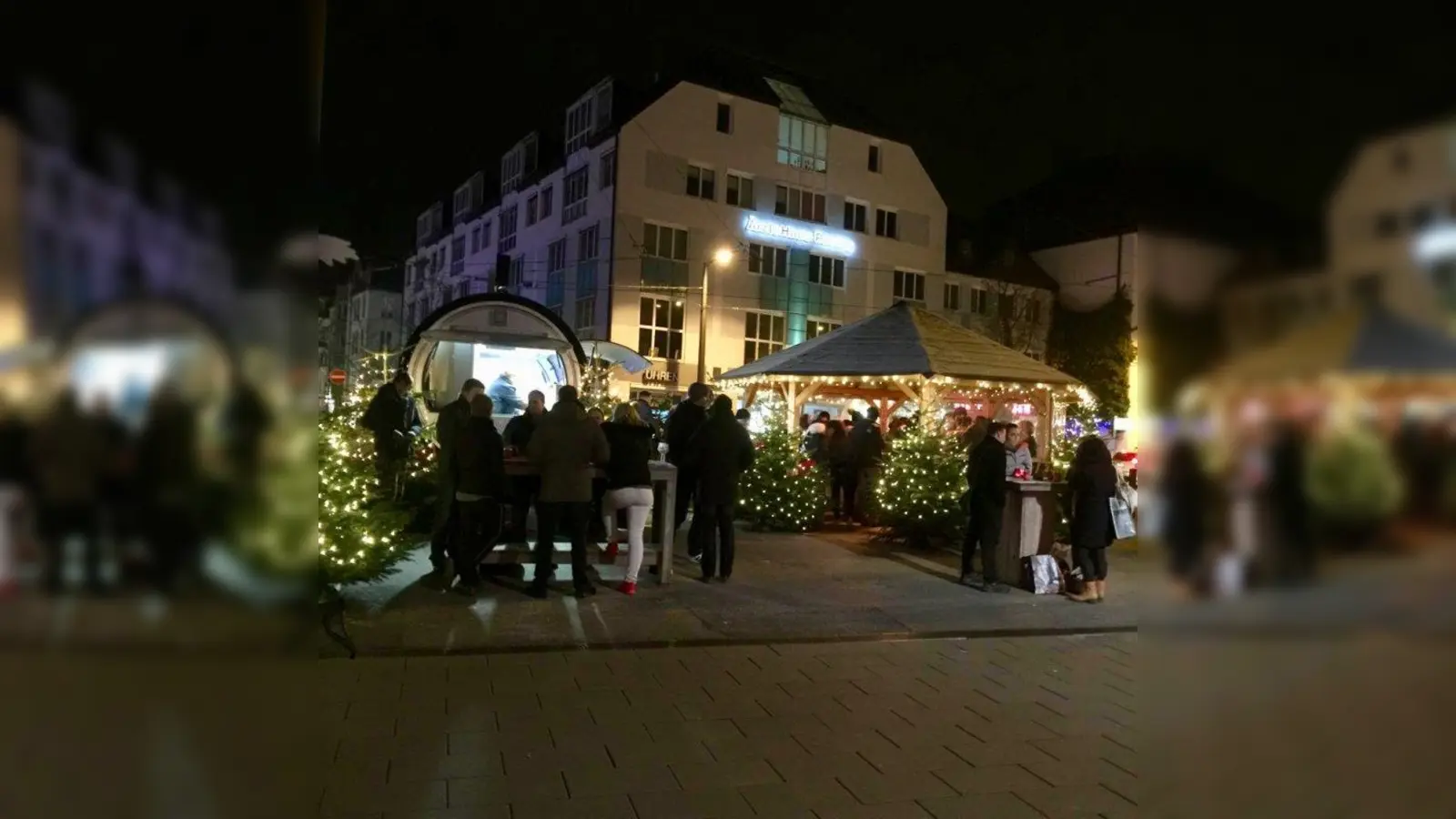 „Die Winterbar ist eine Institution.” Im November macht die bekannte Bar vor dem Bahnhof wieder auf und geht in die dritte Saison. Bis in den Januar hinein wird es dort wieder Glühwein und Co. geben. (Foto: Natalija Ilkoff)