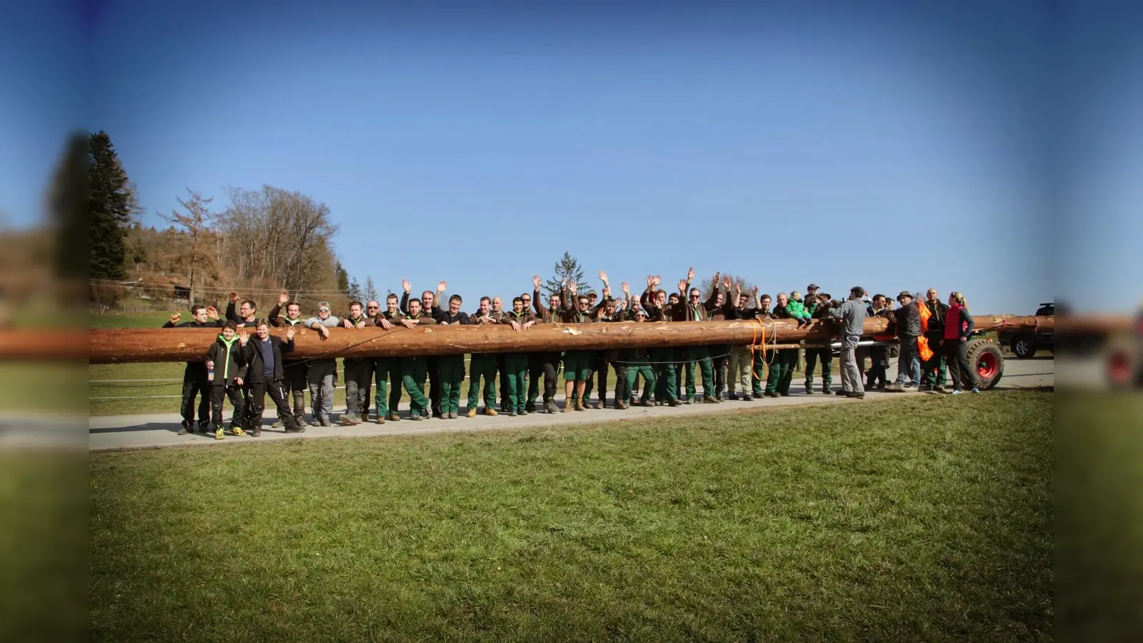 Am Samstag, 21. März, holen die Burschen aus Unterhaching den Maibaum ein.  (Foto: Birker Burschen)