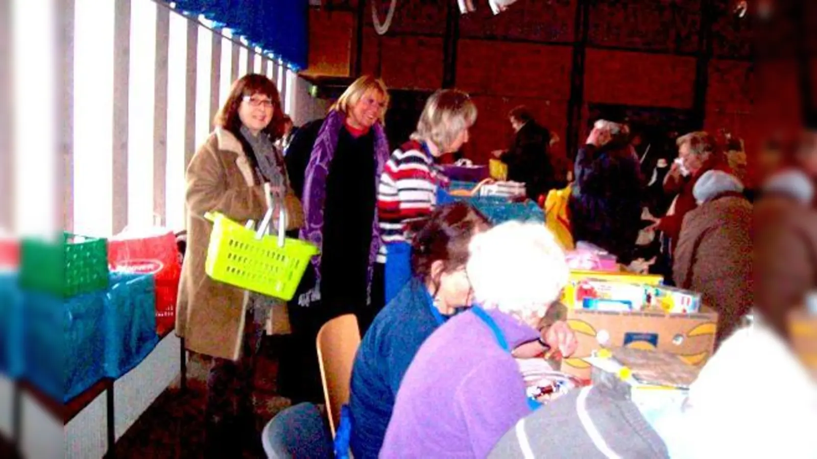 Auch 54 Buben und Mädchen werden mit den Wohltaten des Garchinger Tisches versorgt. 	 (Foto: VA)