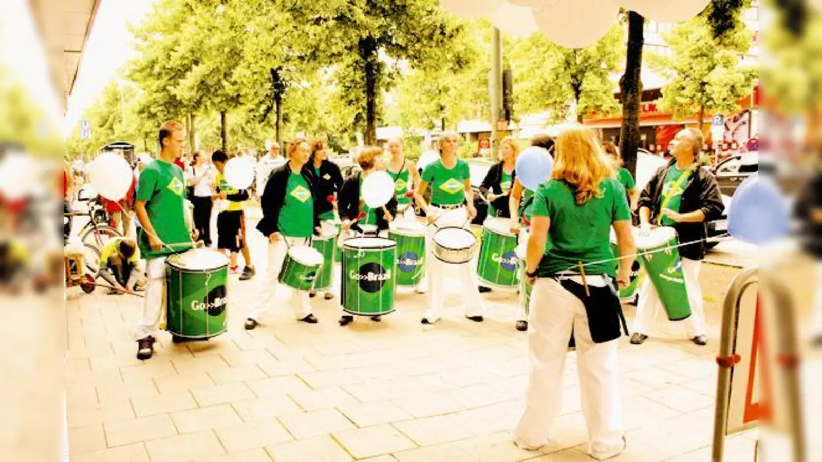 Musik und Tänze aus aller Welt erwarten die Besucher beim Internationalen Stadtteilfest.	 (Foto: sb)