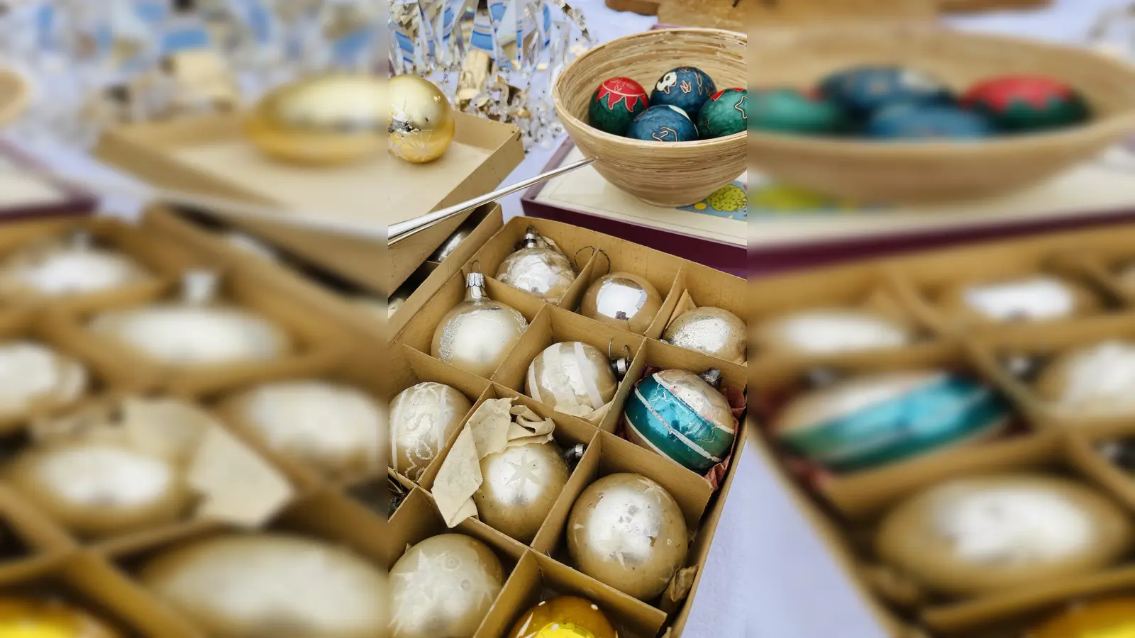 Auf dem Flohmarkt in der Hachinga Halle findet man alte und neue Schätze. (Foto: hw)