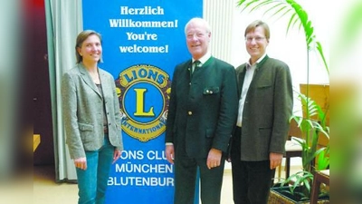 Finanzielle Unterstützung (v.l.): Barbara Schulte, Leiterin der Münchner Kinder- und Jugendfarm, Jörg Rüdenholz, Präsident des Lions Club München-Blutenburg und Dr. Thomas Beckenbauer, Mitorganisator des Lions Schafkopfturniers. (Foto: pi)