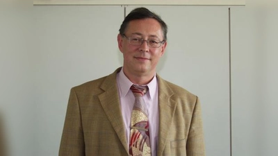 „Wir haben ganz tolle Kinder hier an unserer Schule“, betont Christoph Breuer, Leiter der Realschule Unterpfaffenhofen. (Foto: Eva Schraft)