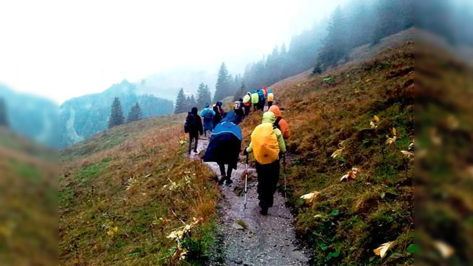 Das schlechte Wetter konnte der guten Laune der Schüler keinen Abbruch tun.	 (Foto: VA)