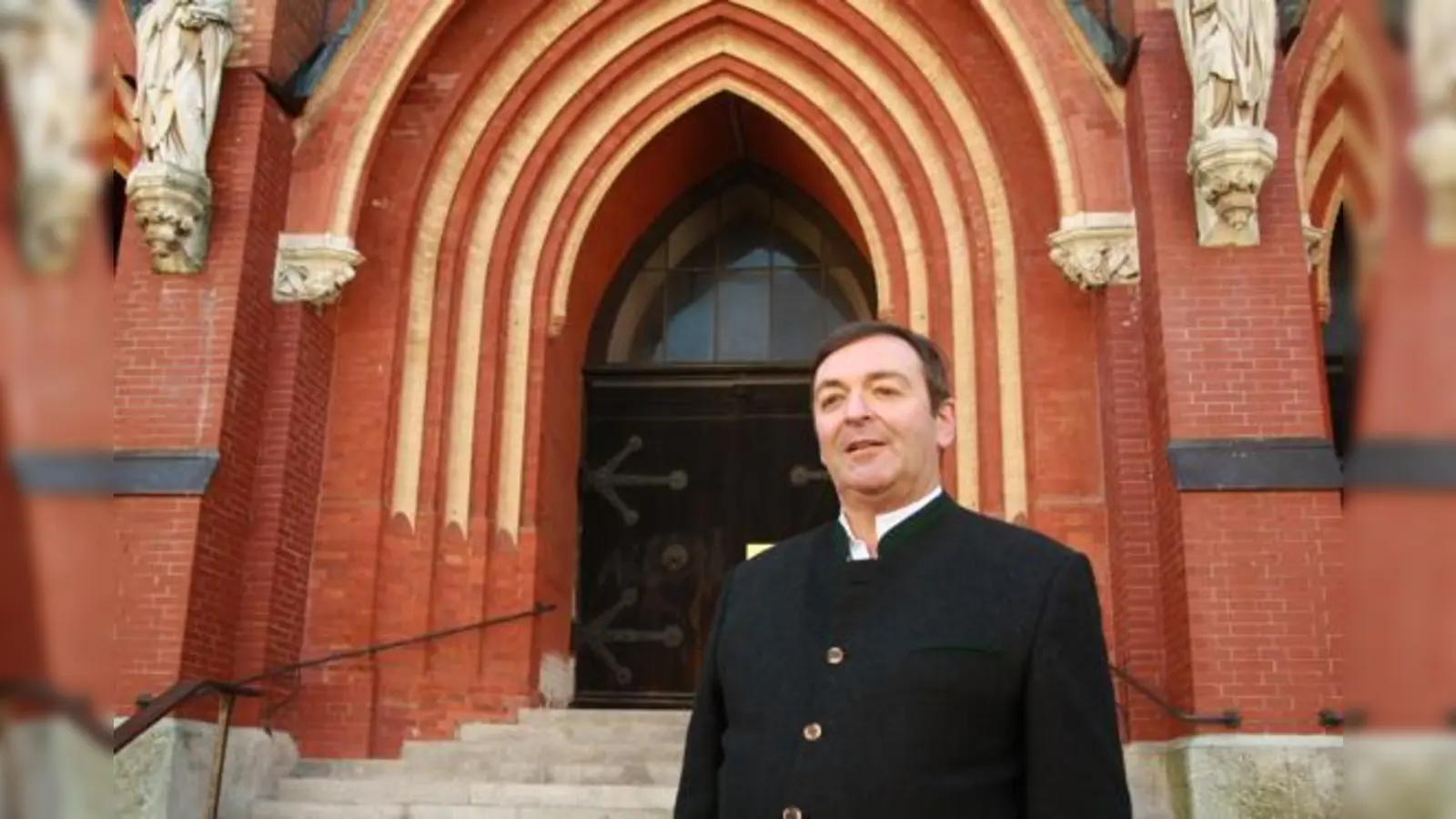 Pfarrer Franz Xaver Leibiger wird nach 20 Jahren St. Johann Baptist verlassen. Zum Leidwesen der Gläubigen wird es keinen Nachfolger für ihn geben.	 (Foto: js)