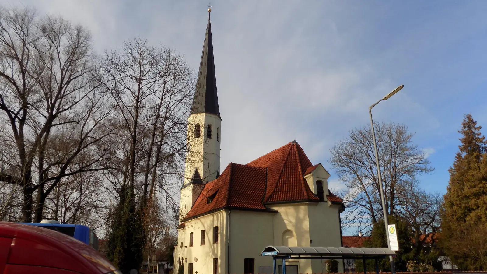 In Berg am Laim - hier die Kirche St. Stephan - soll 2026 eine Stadtteilwoche stattfinden. (Foto: bas)