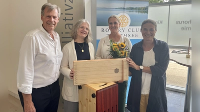Der Rotary Club Wörthsee konnte dem Kinder-Palliativzentrum zwei Instrumente weitergeben. (Foto: RC)