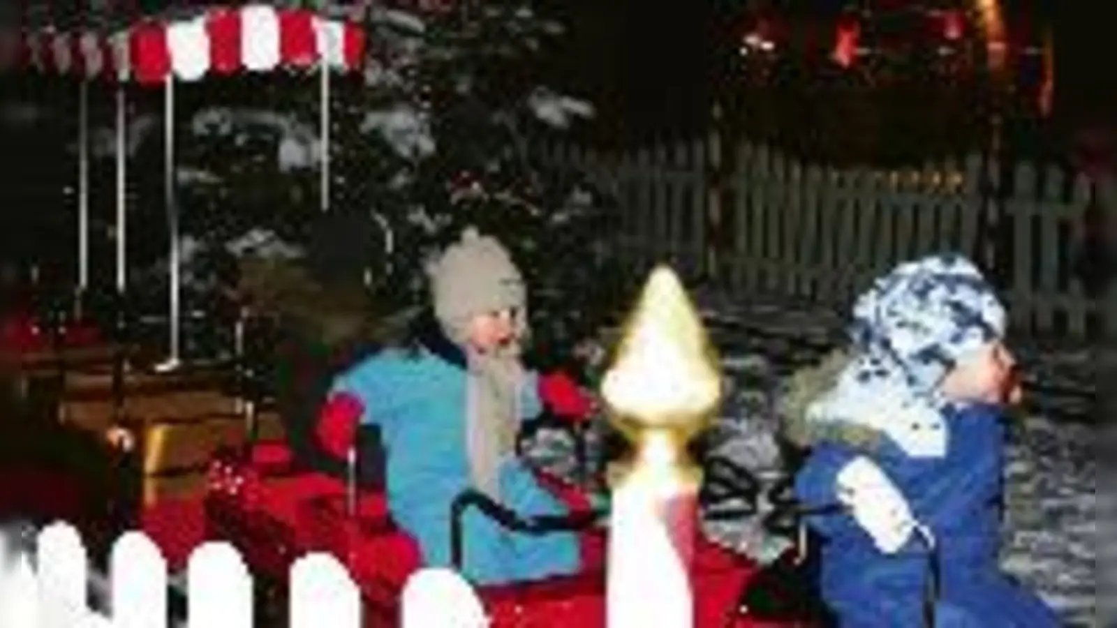 Eine märchenhafte Vorweihnachtszeit beschert der Weihnachtsmarkt am Dülferanger noch bis Sonntag, 21. Dezember  nicht nur  (Kindern.Foto: ah)