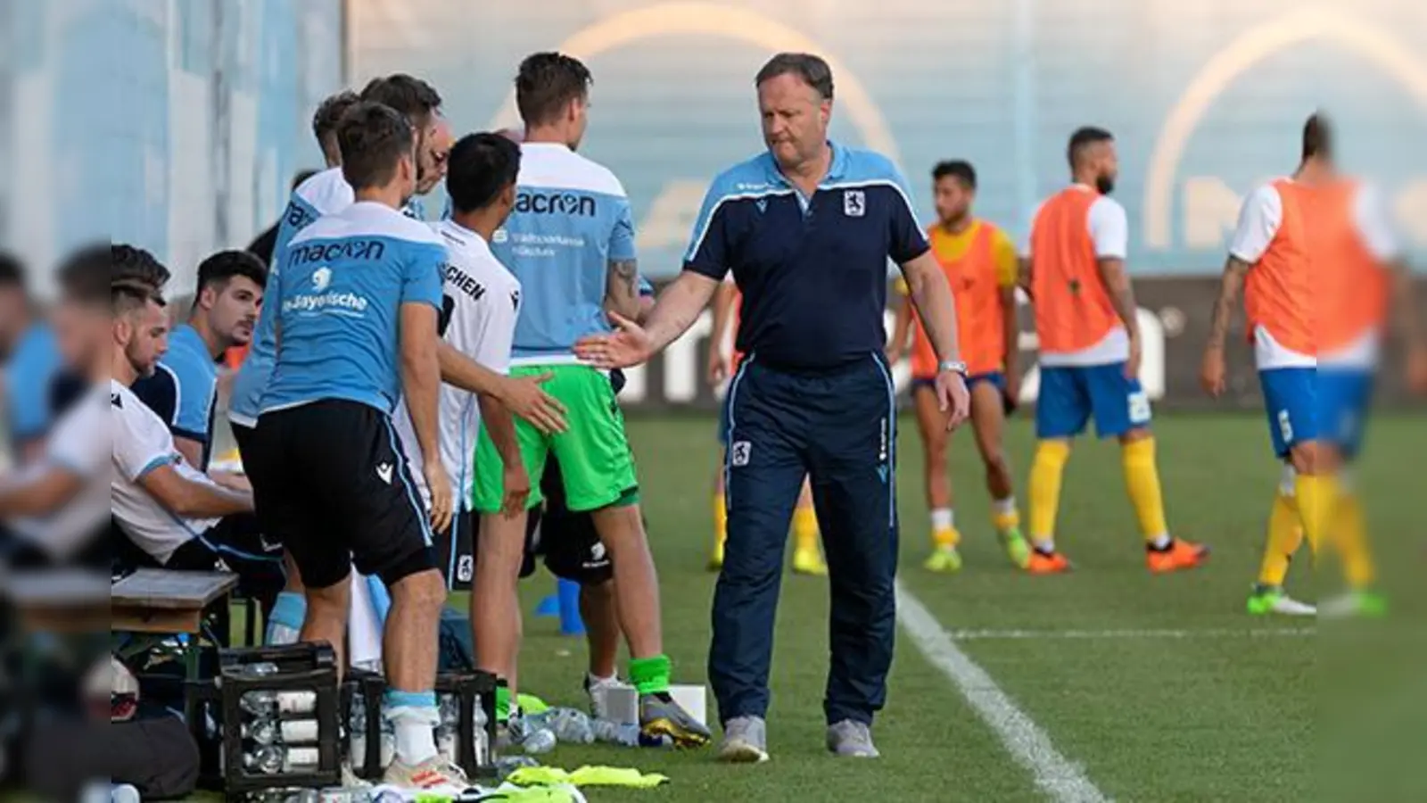 Zufrieden mit der Hinrunde: Talentausbilder Frank Schmöller.  (Foto: Anne Wild)