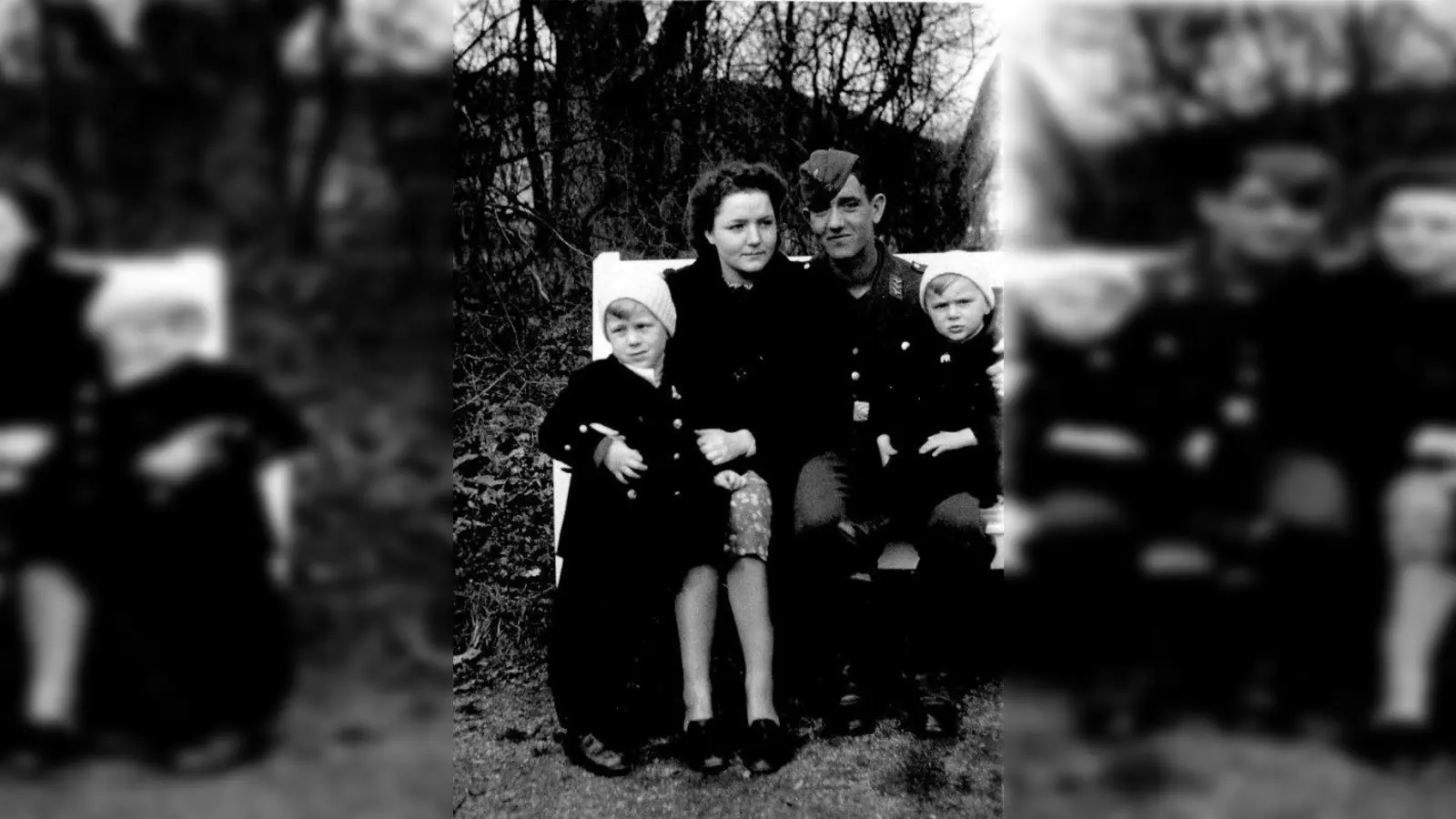 Dieses Foto war im doppelten Boden einer Kiste versteckt. Es zeigt Karl Schollmeyer mit einer unbekannten Frau und zwei Kindern. (Foto: privat)