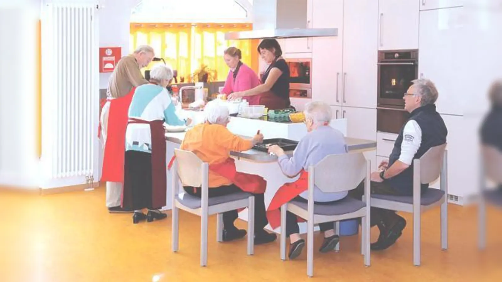 In der Tagespflege werden Senioren betreut, um ihre Angehörigen für einen Tag zu entlasten.	 (Foto: VA)