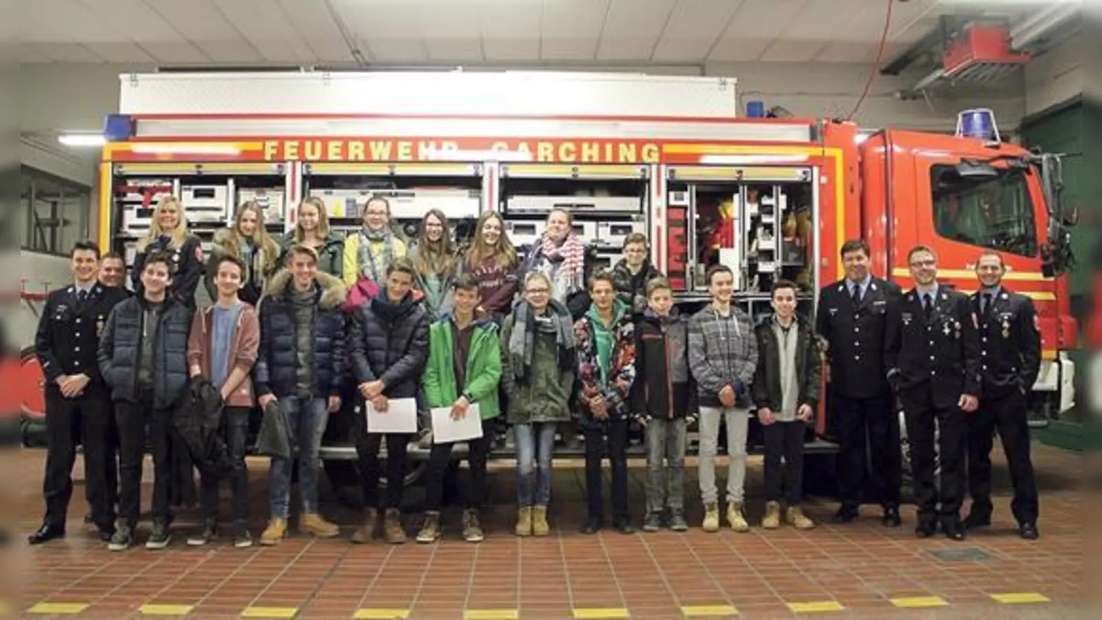 Viele Jugendliche informierten sich bei der Freiwilligen Feuerwehr.	 (Foto: © Freiwillige Feuerwehr Garching)