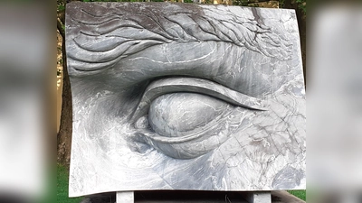 Der „Aktionstag rund ums Auge” will Sehbehinderten und allen Interessierten Informationen und Unterhaltung anbieten.  (Symbolbild: mha (Augenskulptur am Nordbad))