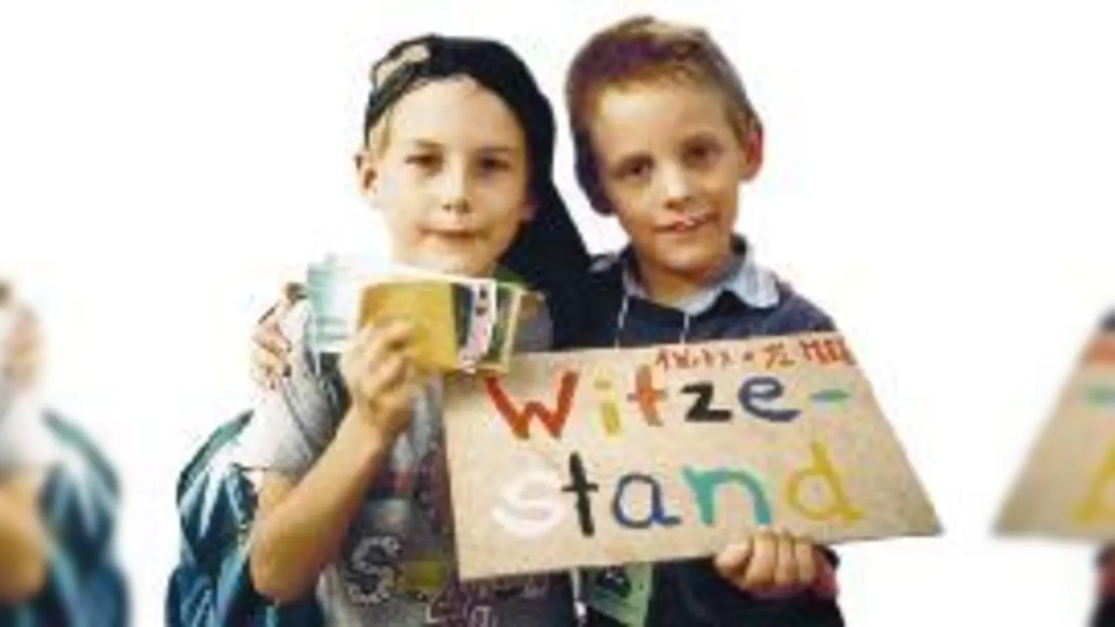 1 Witz kostet einen halben MiMü: Ein einträgliches Geschäft für die beiden Mini-München-Bürger, die vor zwei Jahren ihren eigenen Witzestand aufgemacht hatten.  (Foto: KuS)