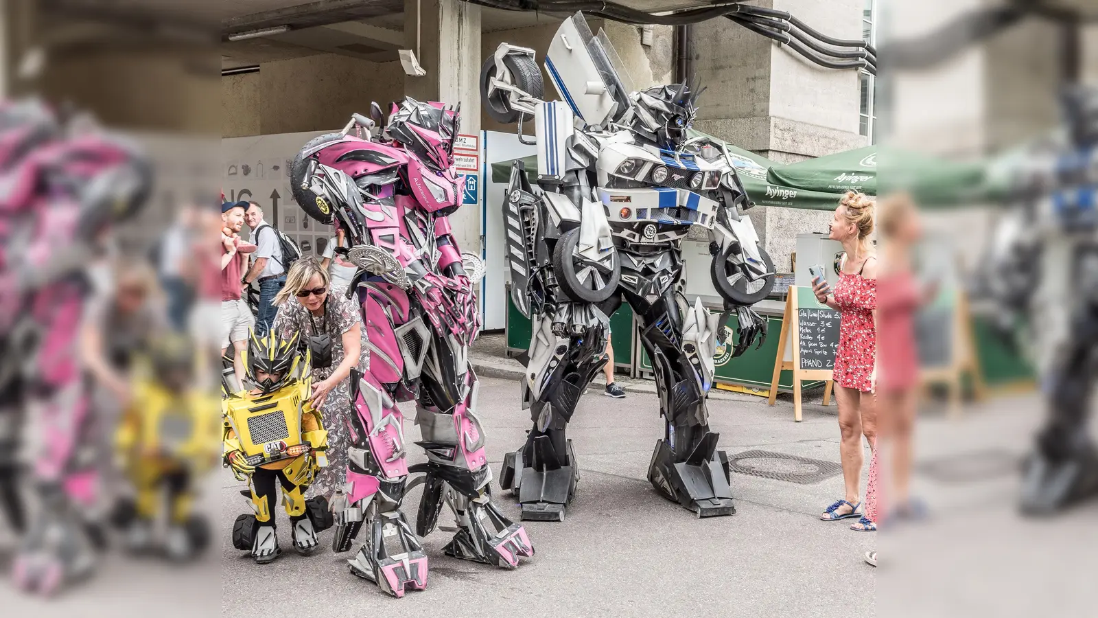Begegnung zwischen Mensch und Maschine: Die Transformers sind auch in diesem Jahr wieder beim Familienfest mit dabei. (F.: Deutsches Museum, Reinhard Krause)