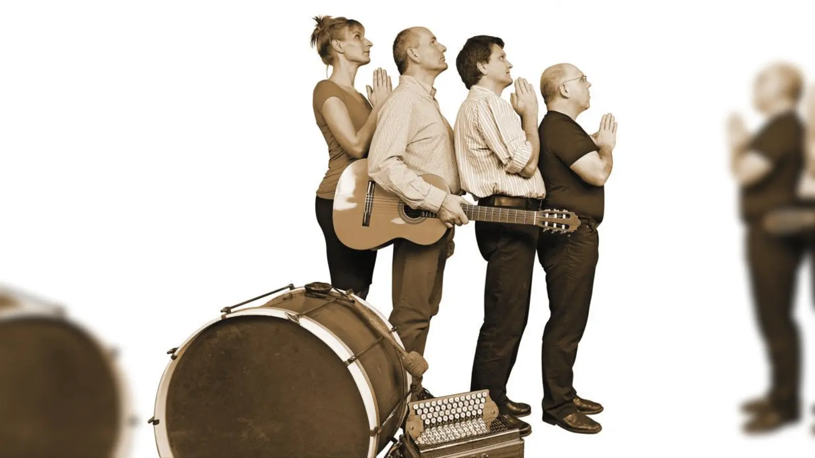 Ein Highlight zum diesjährigen Kult-Art ist die Couplet AG, die bereits beim allerersten Kult-Art in Krailling mit von der Partie war. Die Couplets v.l. Bianca Bachmann, Hans Dettendorfer, Bernhard Gruber und Jürgen Kirner. (Foto: pi)