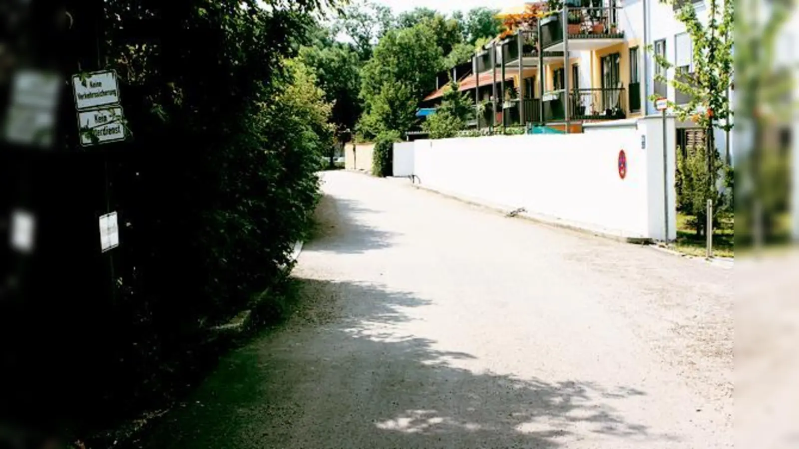Die alte Cosimastraße in Oberföhring wird nicht ausgebaut, sondern bleibt Rettungsweg.	 (Foto: Privat)