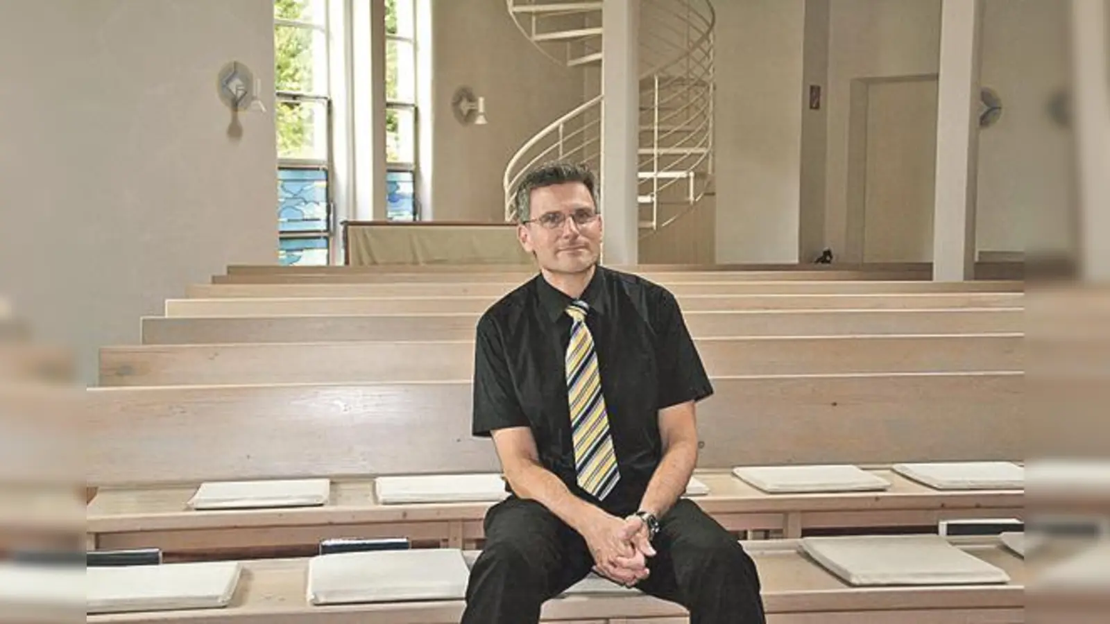 Nach elf Jahren als Pfarrer in der Evangelischen Kirchengemeinde »Zum guten Hirten« nimmt Pfarrer Jochen Bernhardt nun Abschied.  (Foto: hol)
