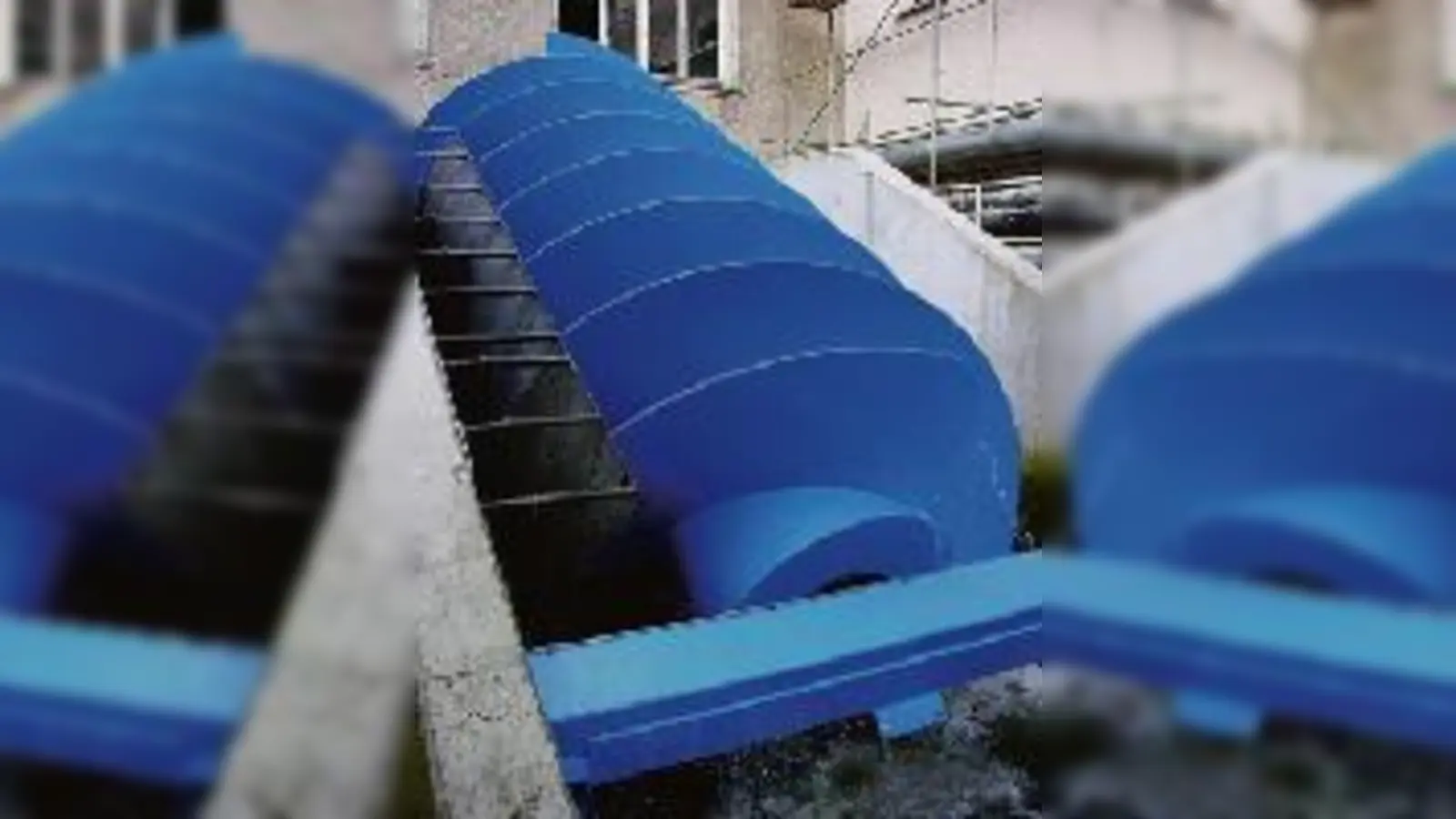 Strom aus Wasserkraft findet Johannes Titze gut  auch für Schwabing.  (Fotos: Titze/ATRO)