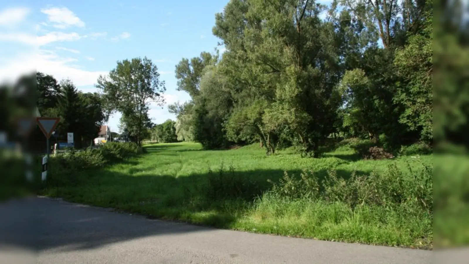 Zwischen Parkplatz St.Wolfgang bis zur Blutenburg ist Platz für ein weiteres Renaturierungsgebiet. (Foto: US)