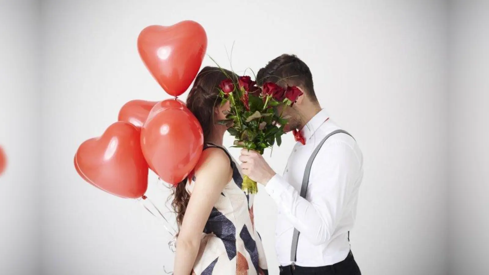 Blumen oder Herzballon: Bei Pflanzen-Kölle findet man garantiert ein tolles Geschenk für seinen Partner zum Valentinstag. (Foto: Pflanzen-Kölle)