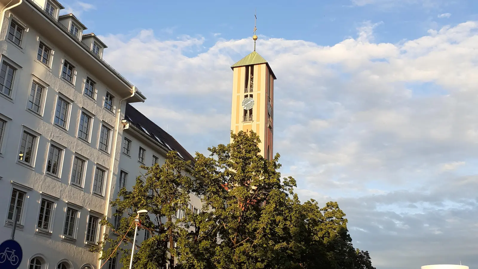 In der Kirche St. Markus (Gabelsbergerstraße 6) findet am Montag, 9. November, ein Gedenkgottesdienst statt.  (Foto: mha)