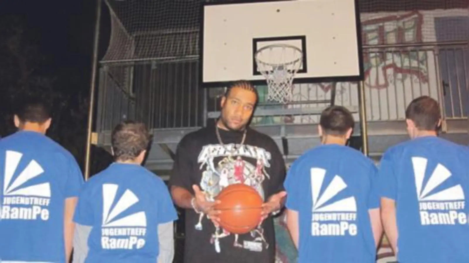 Jeden Freitag kann im Jugendtreff Basketball gespielt werden.  (Foto: Privat)