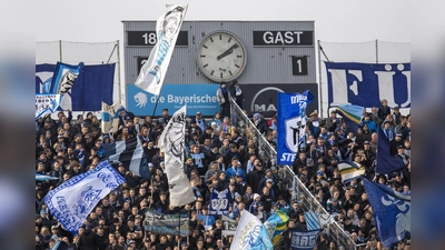 Solidarität aus der Fankurve: München und Perugia. (Foto: Anne Wild)