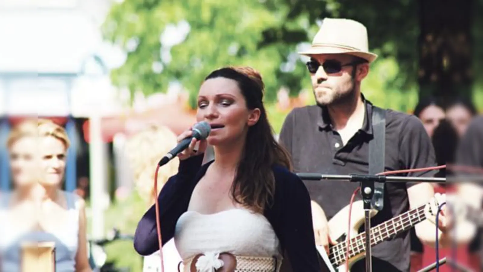 Ein fröhliches Sommerfest mit viel Programm und Musik wird im Hof des Kubiz gefeiert.	 (Foto: VA)