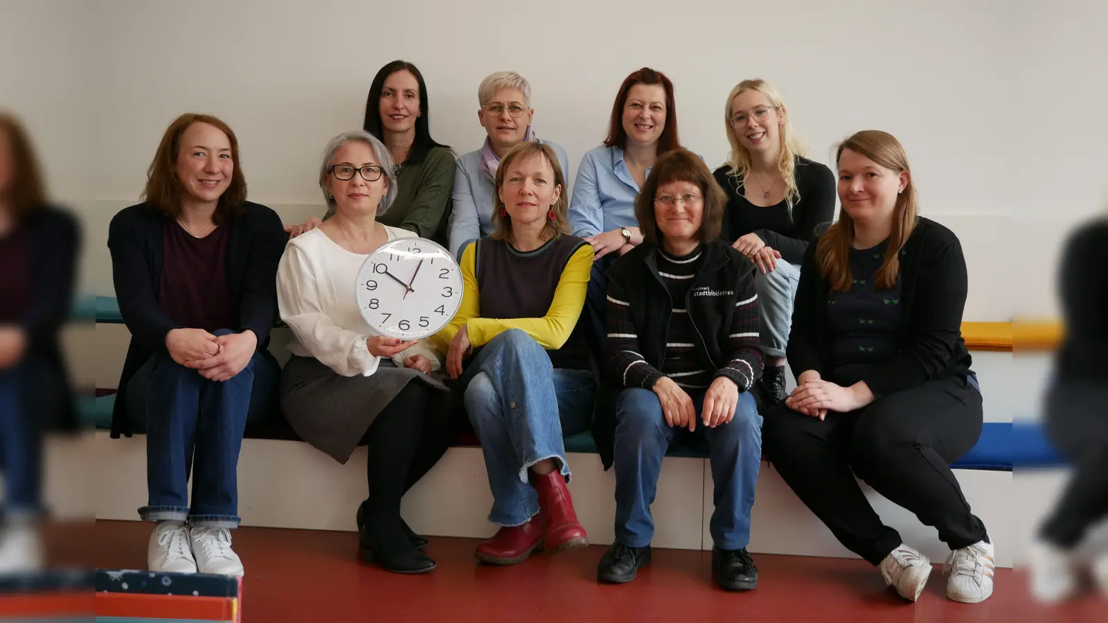„Für den Stadtteil Giesing bedeuten die neuen Öffnungszeiten eine erweiterte Gemeinschaftsfläche”, meint das Team der Stadtbibliothek Giesing. (Foto: Münchner Stadtbibliothek)