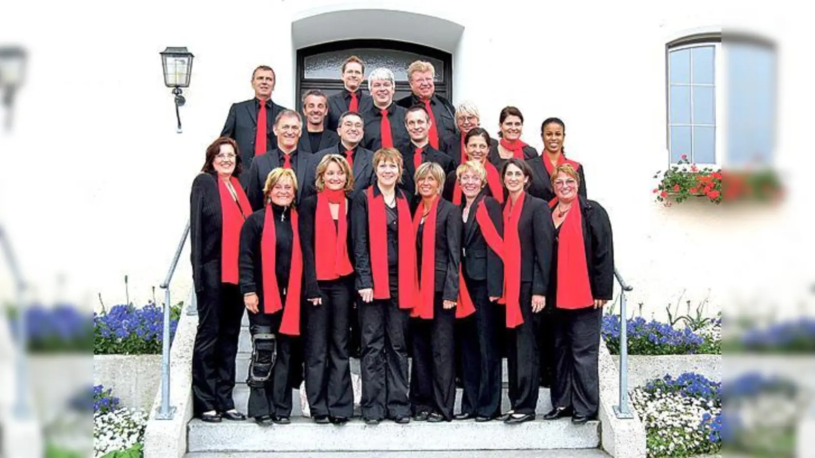 Der Chor präsentiert in der Nazarethkirche ein breit gefächertes Programm.	 (Foto: Gospels&more)