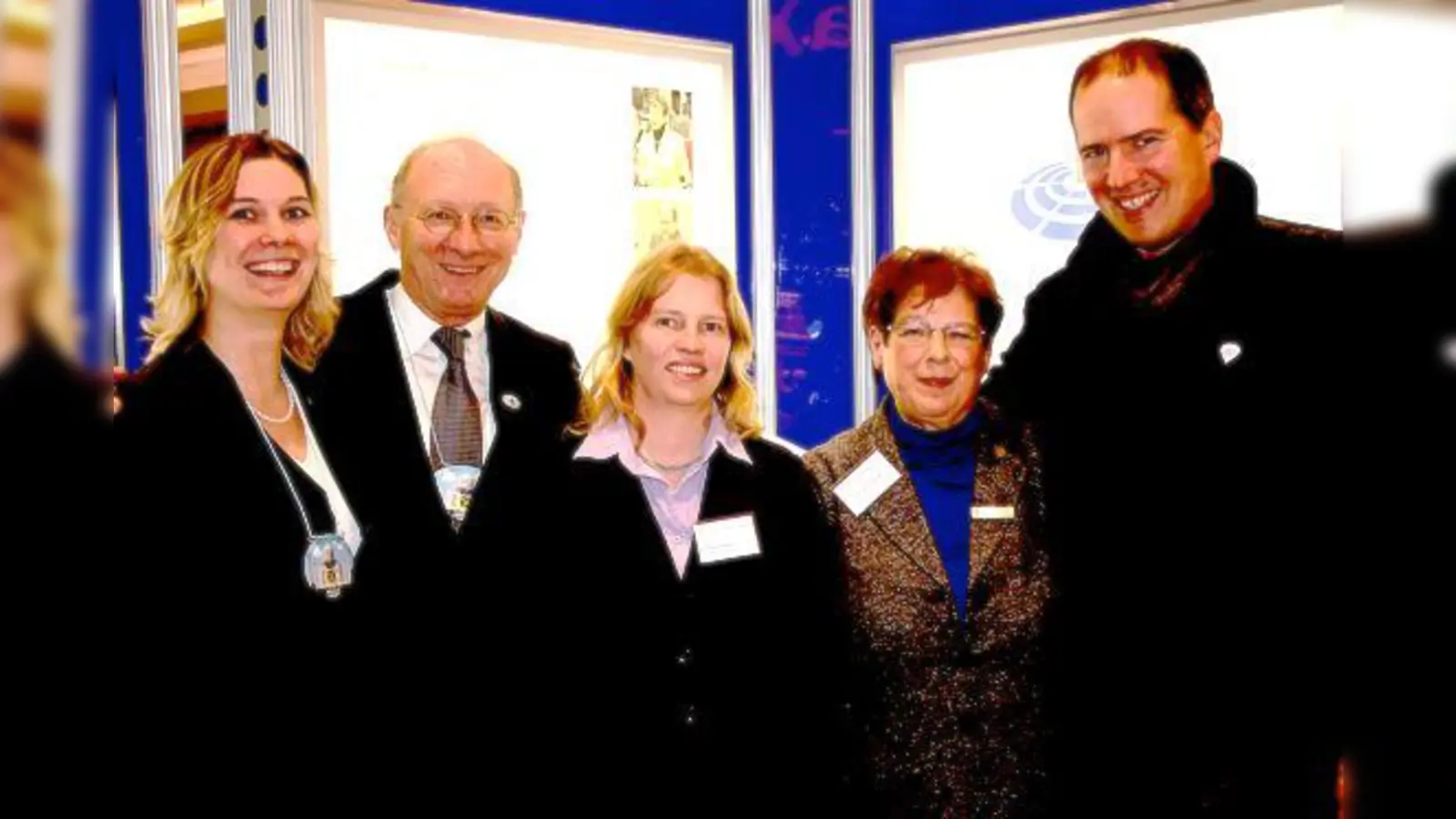  Julia Graf, Franz Maget, Ruth Waldmann, Antonie Thomsen und Markus Auerbach (v.l.).  (Foto: ws)