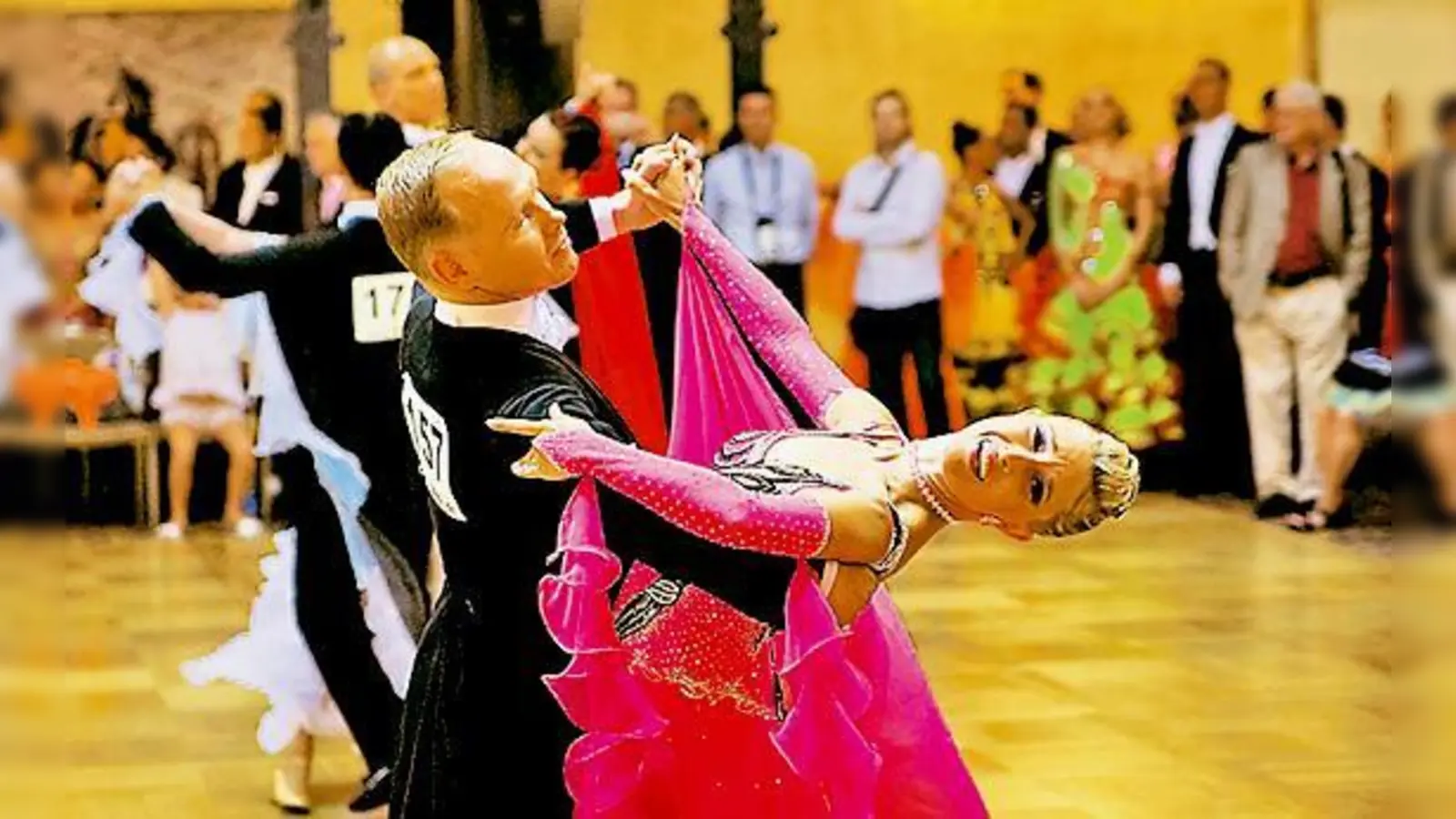Wolfgang Tauscher und Susanne Scheuböck vom TSC Savoy München.	 (Foto: Helmut Mair)