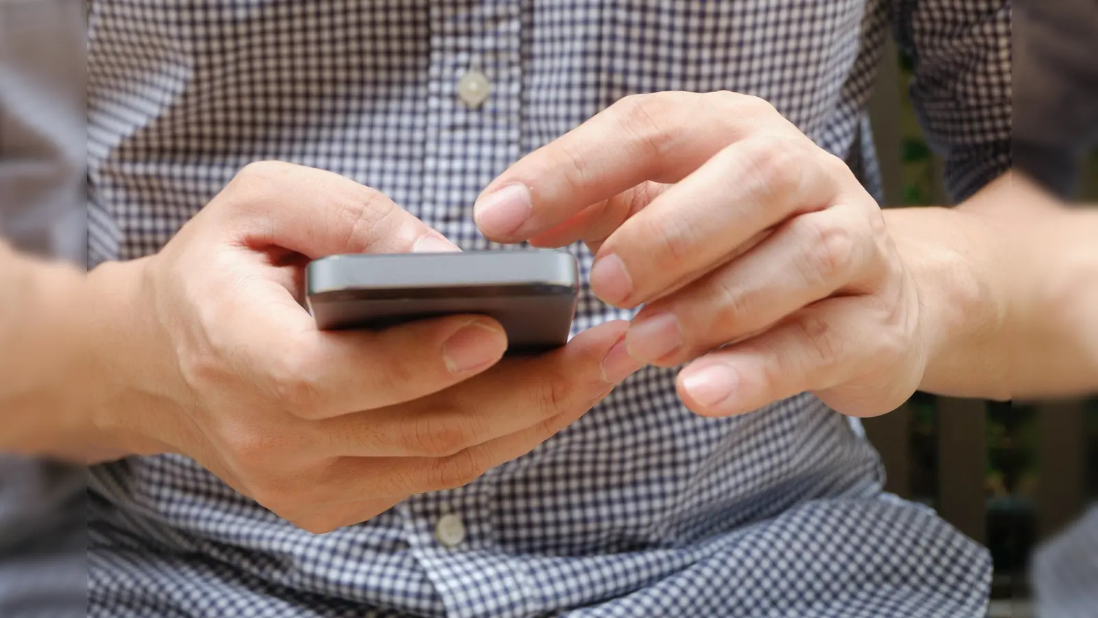 Eine beliebte Masche von Betrügern ist es, sich am Telefon als Polizeibeamter auszugeben. (Symbolbild: CC0)