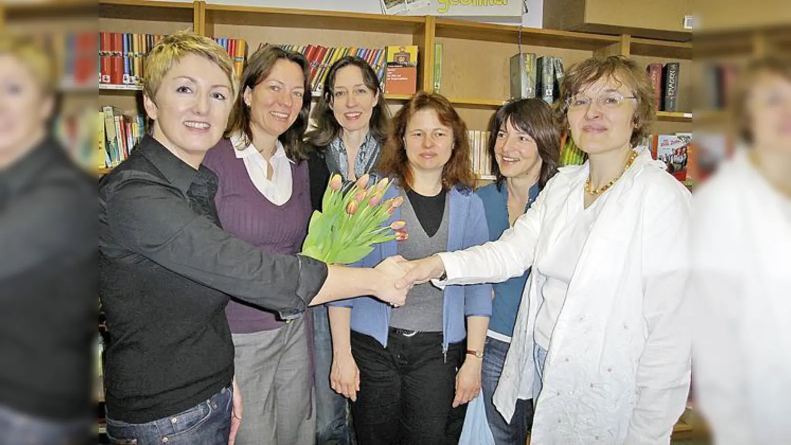 von links: Christa Grasl, Rektorin; Daniela Fieger, stellvert. Vorsitzende Förderverein; Eva Langley, Gründungsmitglied; Ulrike Kolk, Gründungsmitglied; Sabine Popp, Vorsitzende Förderverein; Petra Bienek, ehem. Vorsitzende Förderverein.  (Foto: Daniela Fie)