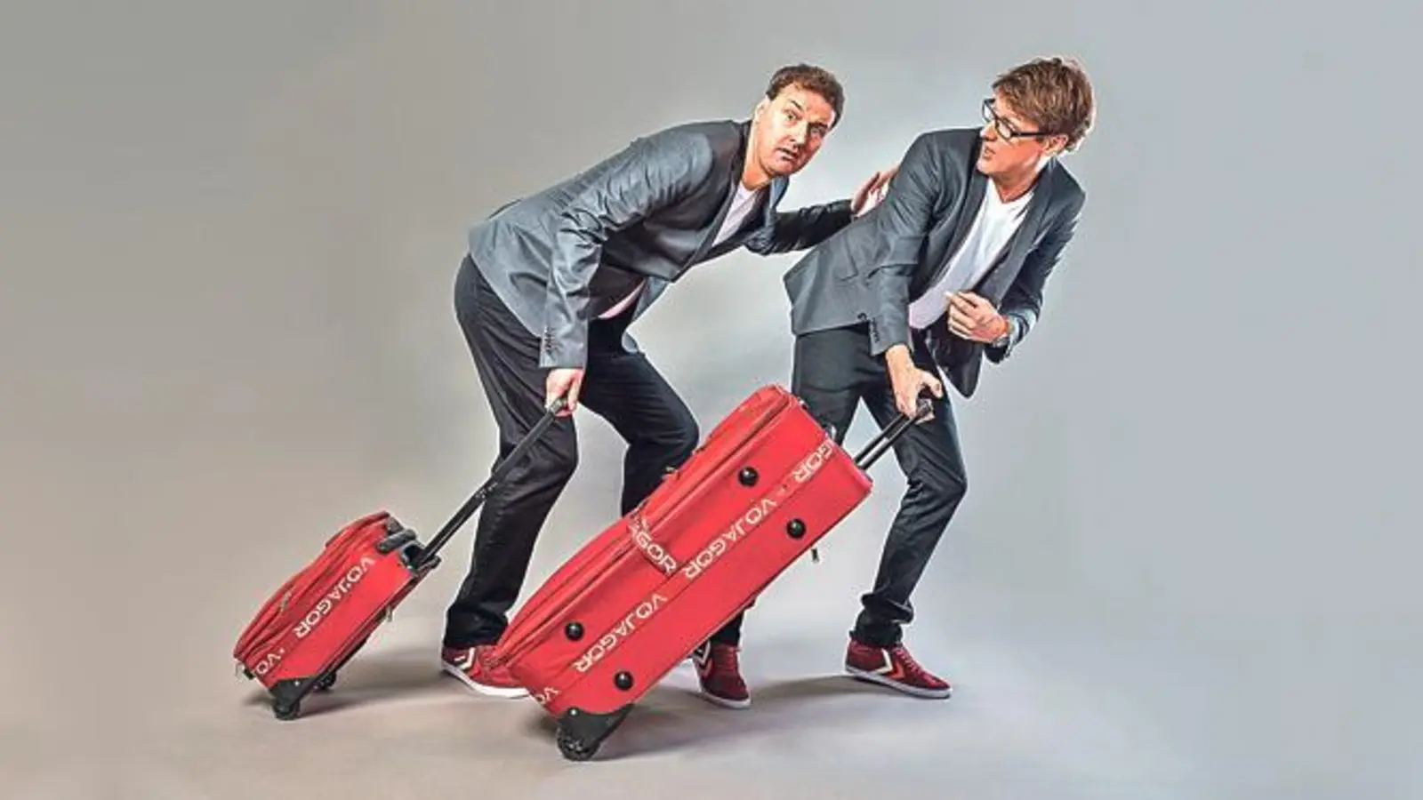 Stelzner &amp; Bauer bieten mit »Sächsmaschine &amp; Süßer Senf« eine skurrile Parodien-Parade.	 (Foto: VA)