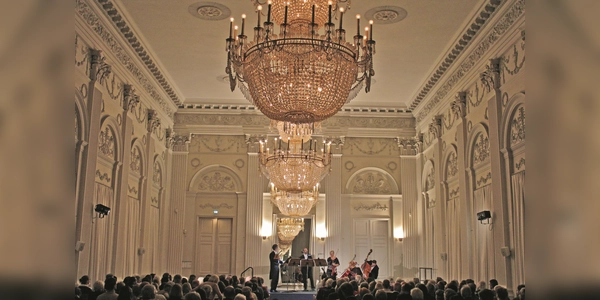 Der Max-Joseph-Saal bietet eine wundbare Konzert-Atmosphäre. (Foto: Bavaria Klassik)