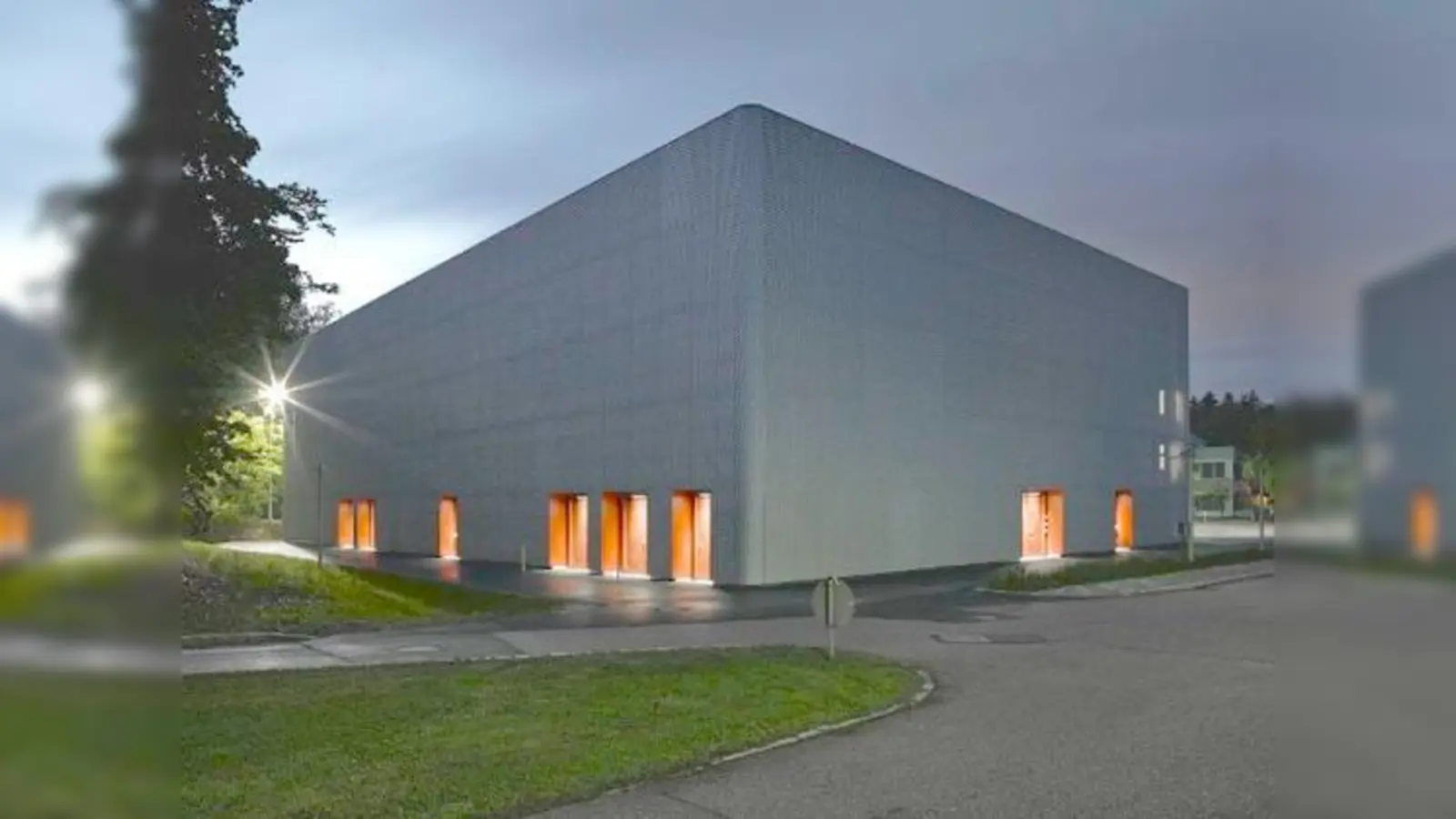 Im Dunkeln lässt sich gut...! BND-Zentrale in Pullach. 	 (Foto: Martin Schlüter/münchen.portal)