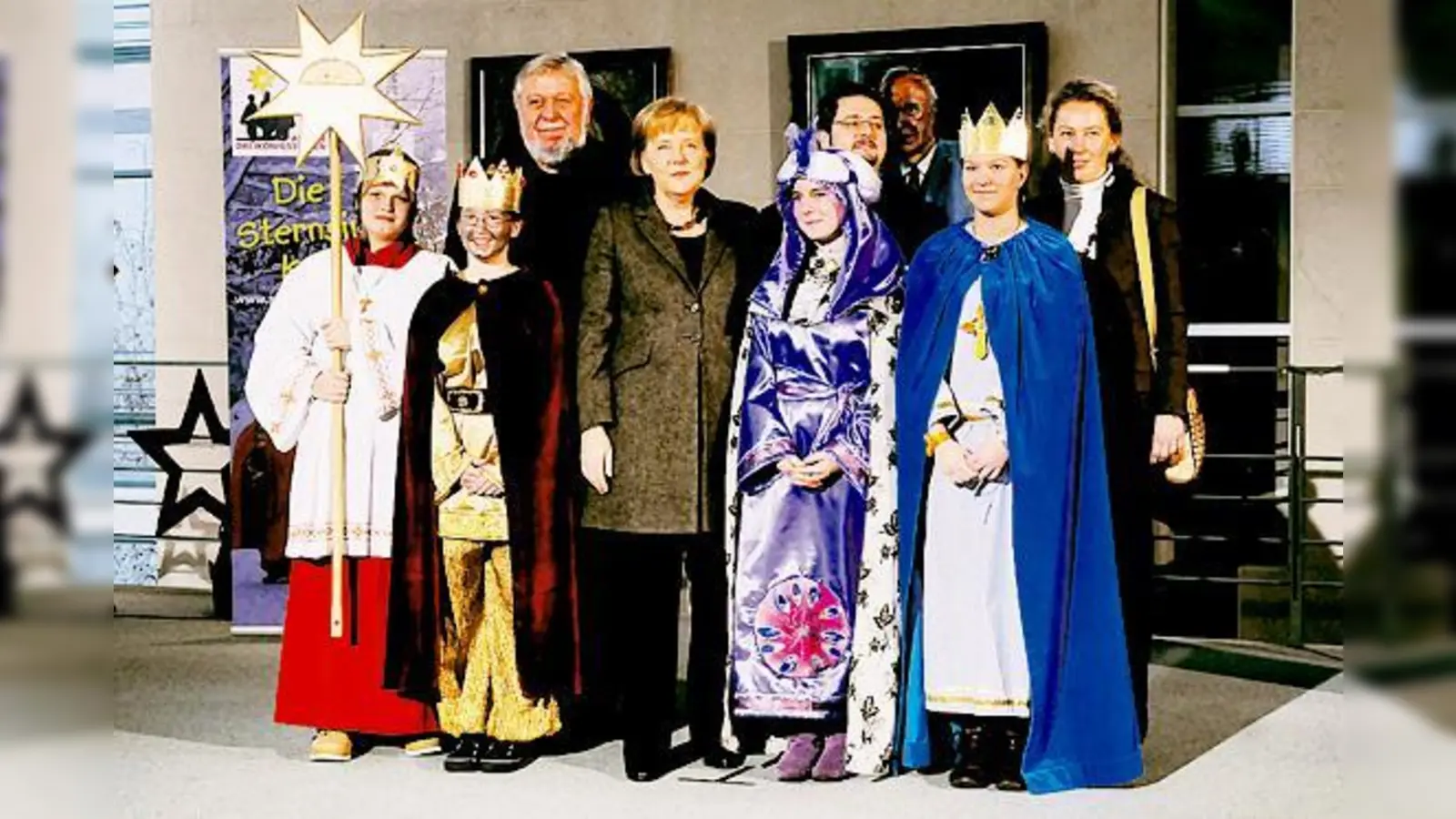 Sternstunde für Aschheimer Sternsinger bei Bundeskanzlerin Angela Merkel. 	 (Foto: PictureInfo)