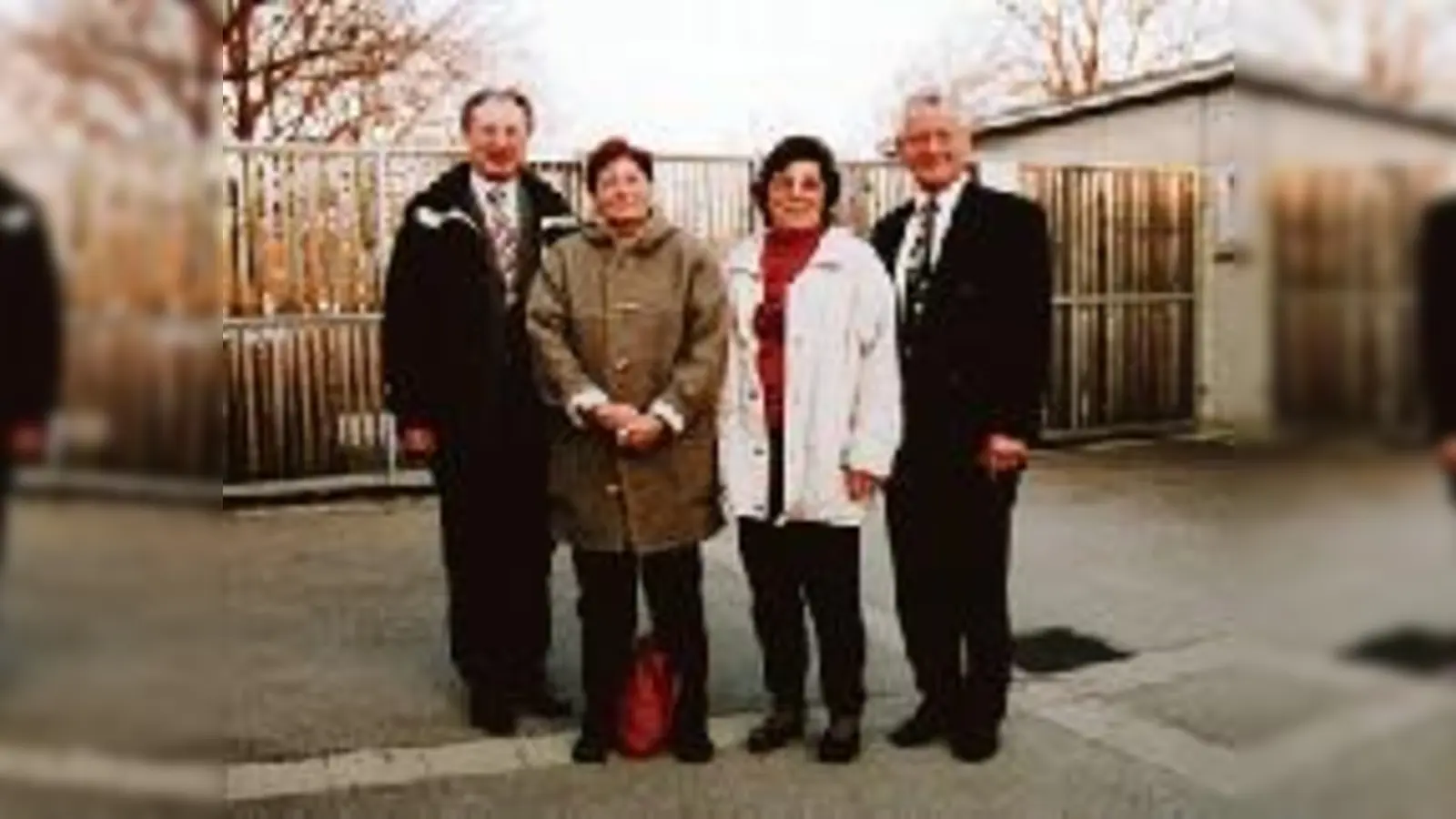 Neuer Vorstand des Pfarrgemeinderates St. Wilhelm. Von links: Pfarrer Alois Ebersberger, Anna-Maria Denk, Hildegard Reuter, Peter Benthues.  (Foto: VA)