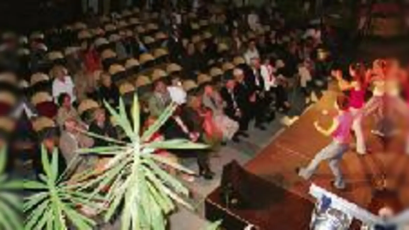 Viele leere Plätze im Foyer der Gewofag beim Galaabend zur Eröffnung des »Kulturwochenendes 1000 Jahre Ramersdorf«.	  (Foto: aha)