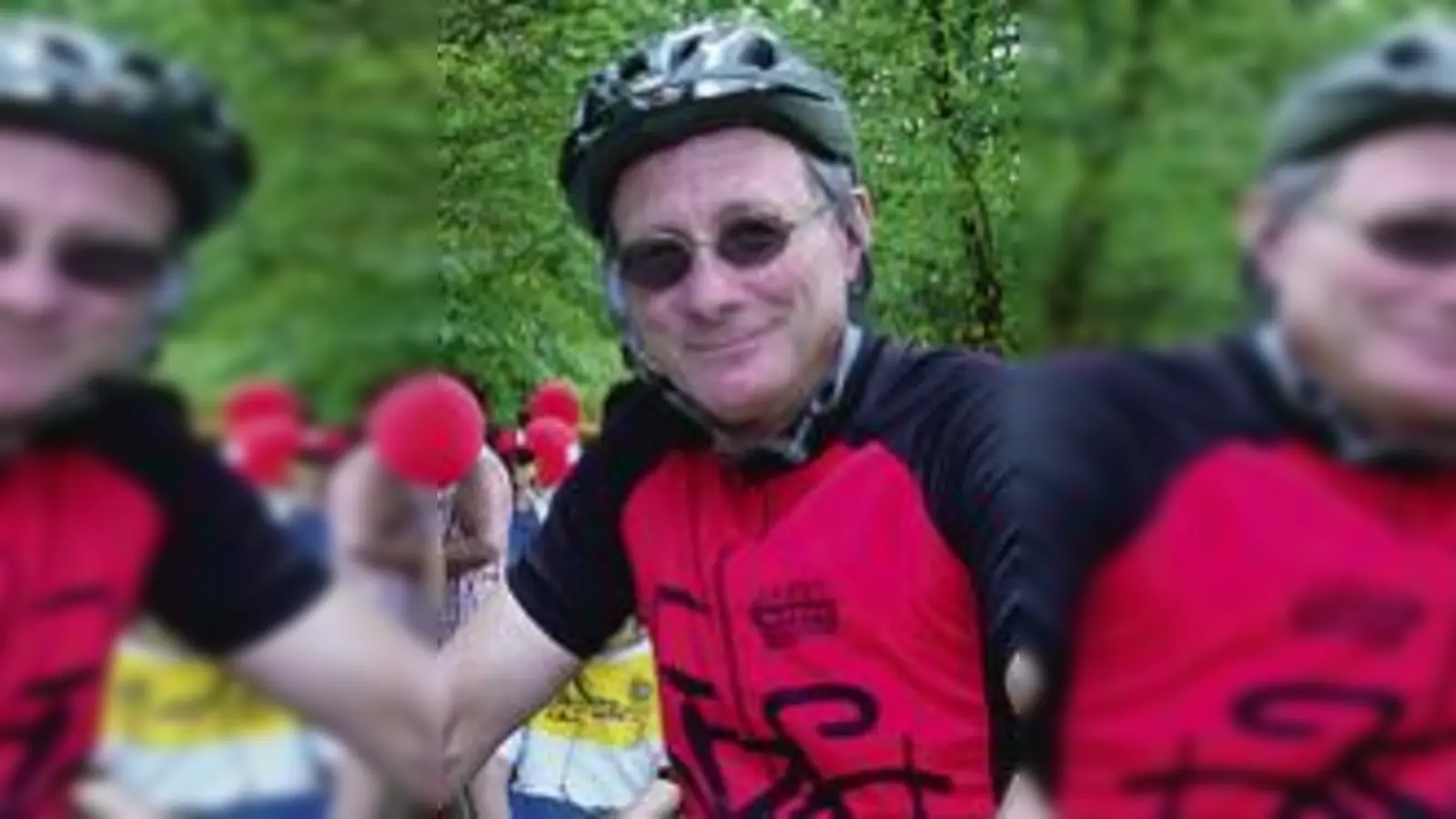 Absolut verkehrssicher: Auf Radltour ist Franz Maget immer mit Helm unterwegs.	 (Foto: VA)