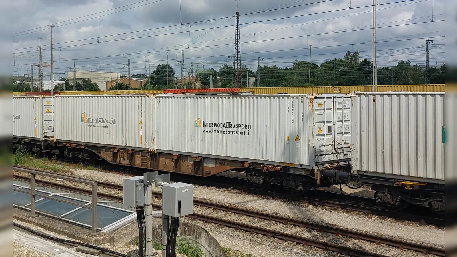 Ziel der Projekte Daglfinger und Truderinger Kurve ist die Schaffung zusätzlicher und kundenfreundlicher Laufwege insbesondere für den Schienengüterverkehr. (Foto: bas)