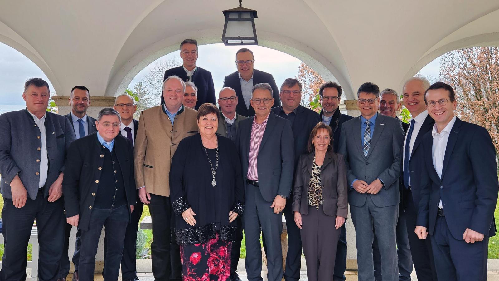 Bezirksversammlung-der-oberbayerischen-Landr-te